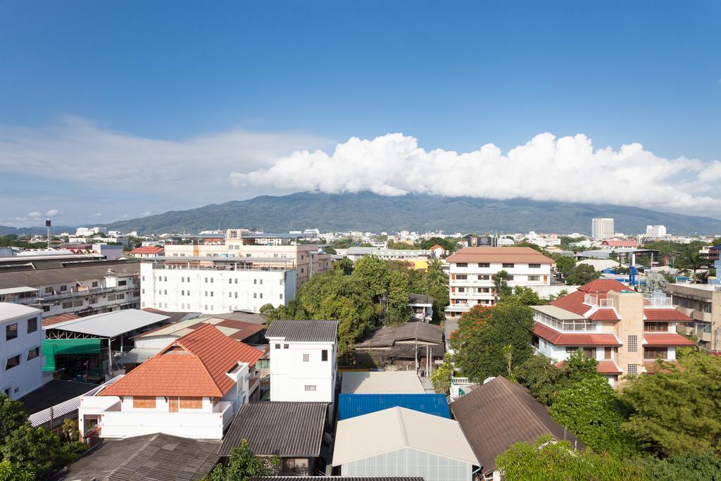 We Briza Hotel Chiangmai Chiang Mai Zewnętrze zdjęcie